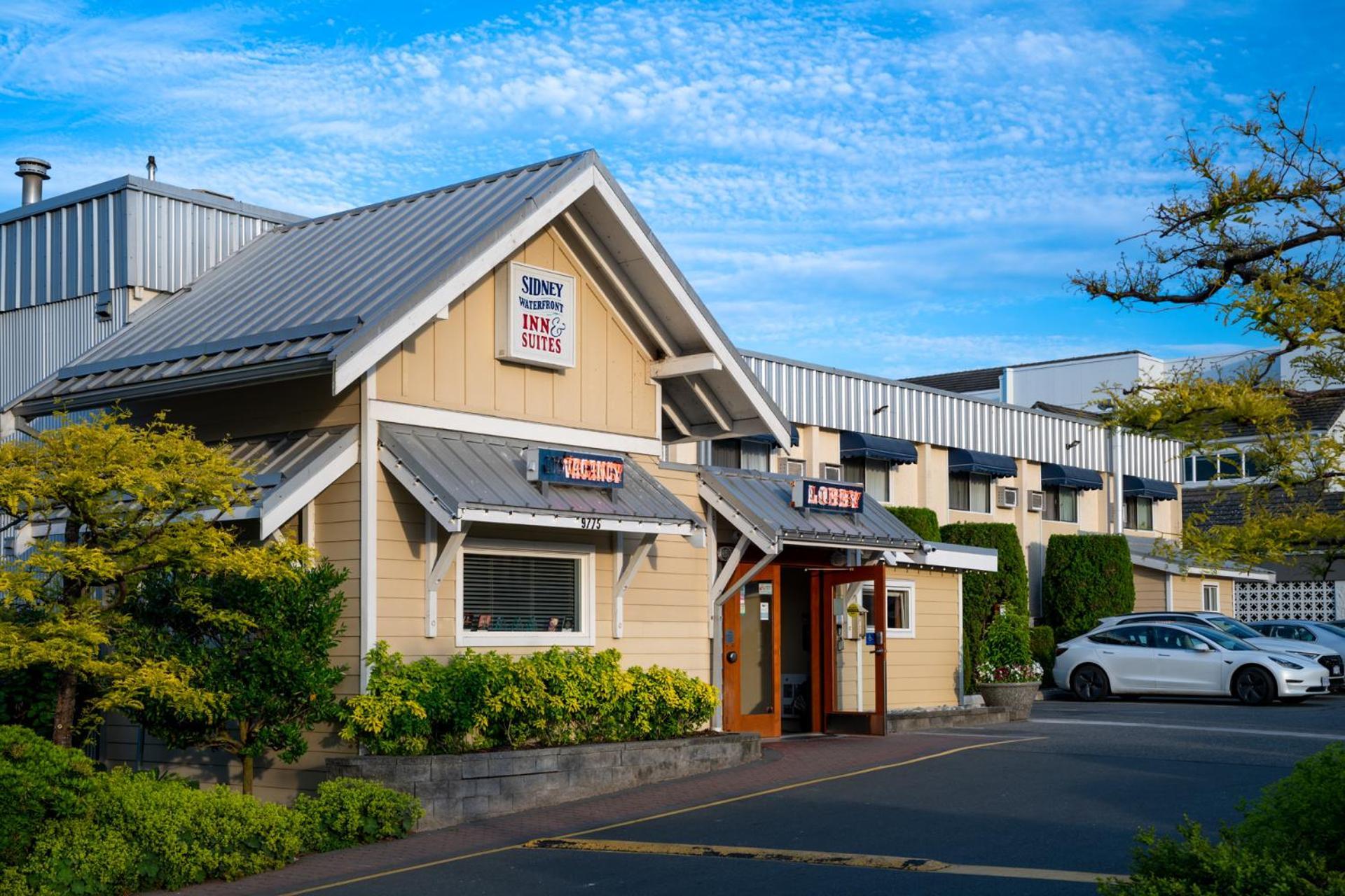 Sidney Waterfront Inn & Suites מראה חיצוני תמונה